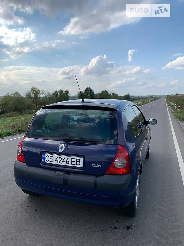Хэтчбек Renault Clio 2002 в Черновцах
