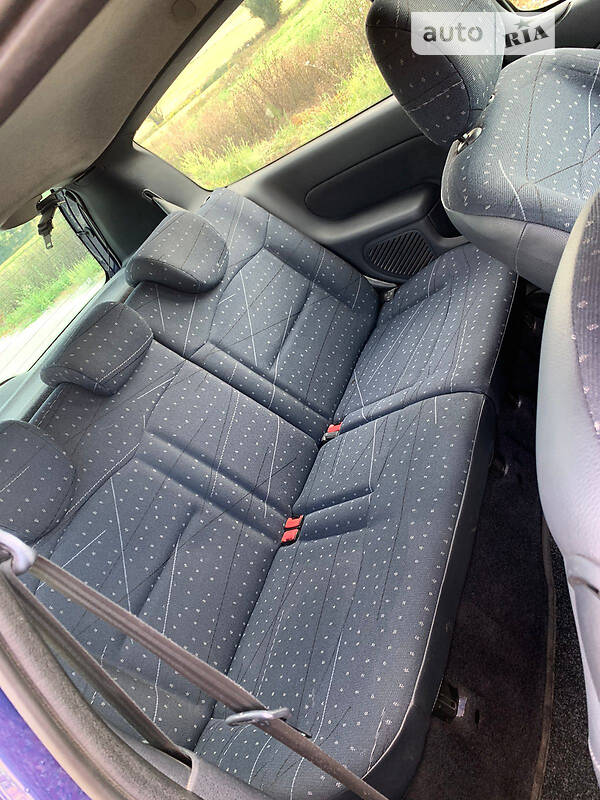 Хэтчбек Renault Clio 2002 в Черновцах