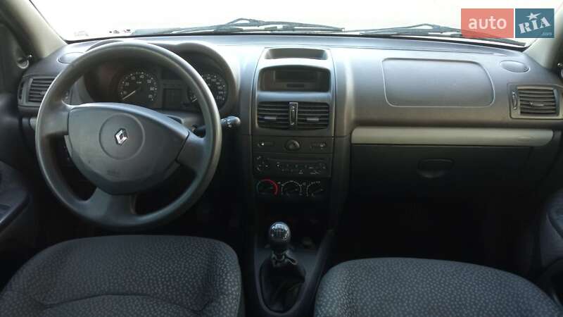Хэтчбек Renault Clio 2007 в Киеве
