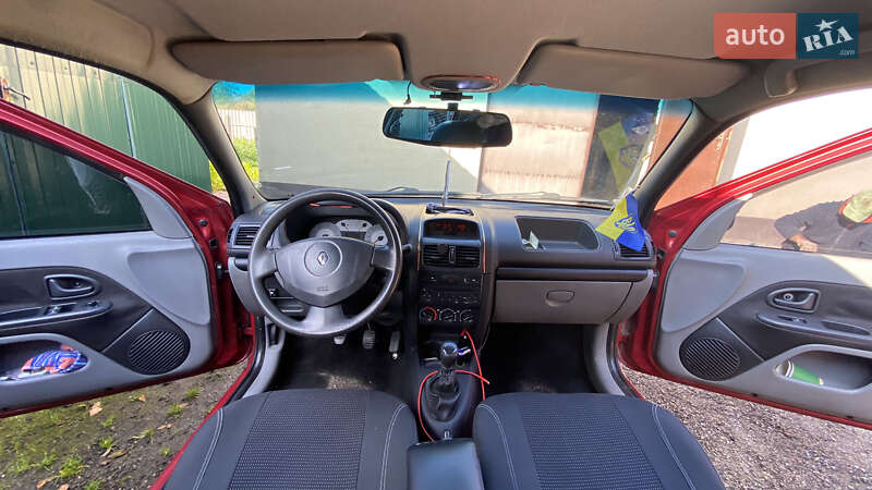Седан Renault Clio 2007 в Николаеве