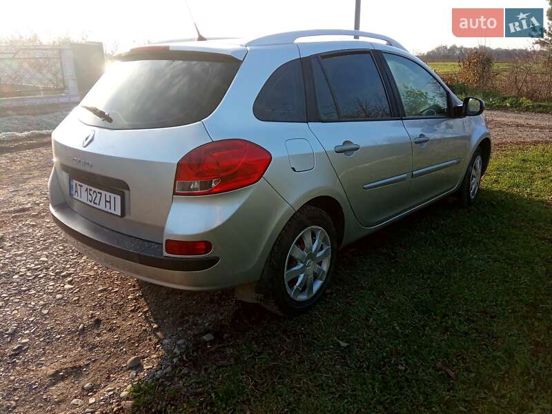Универсал Renault Clio 2011 в Снятине