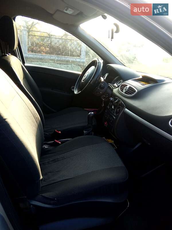 Универсал Renault Clio 2011 в Снятине