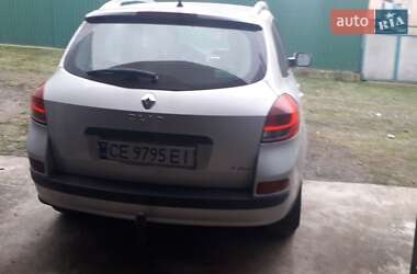 Хэтчбек Renault Clio 2011 в 