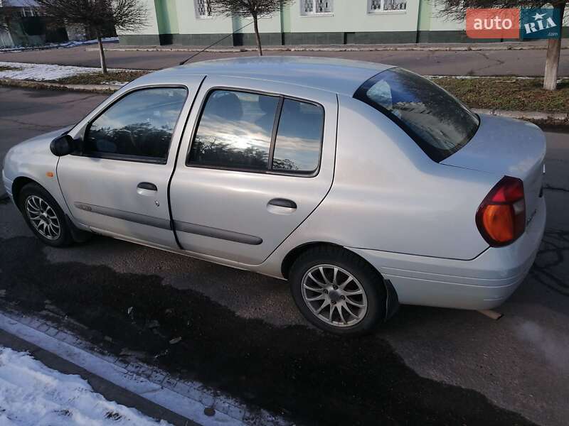 Хэтчбек Renault Clio 2000 в Кременчуге