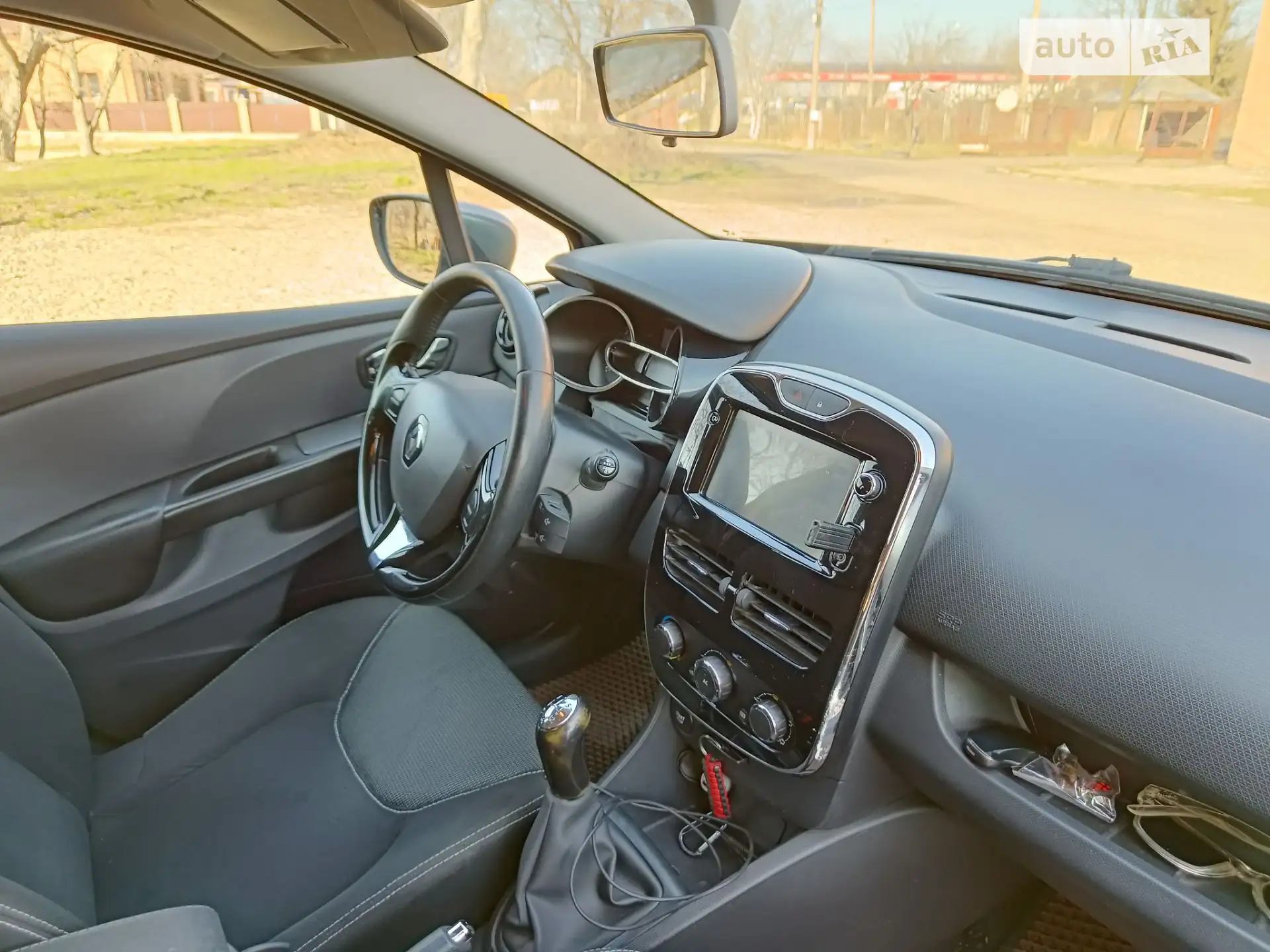 2014 Renault Clio - мініатюра 9