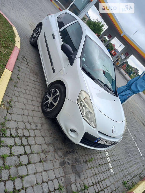 Хетчбек Renault Clio 2011 в Львові