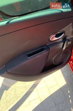 Хэтчбек Renault Clio 2009 в 