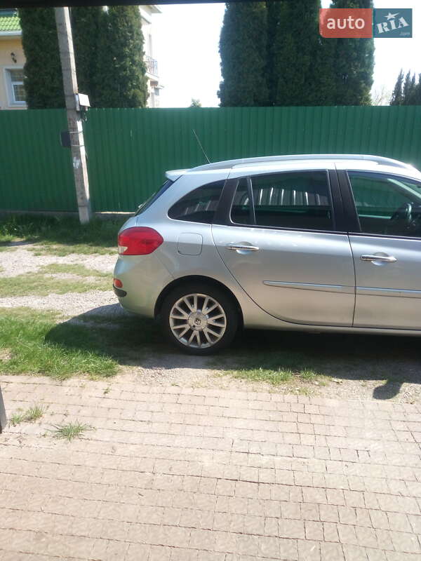 Renault Clio 2011