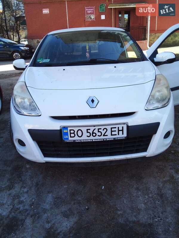 Хэтчбек Renault Clio 2011 в Тернополе