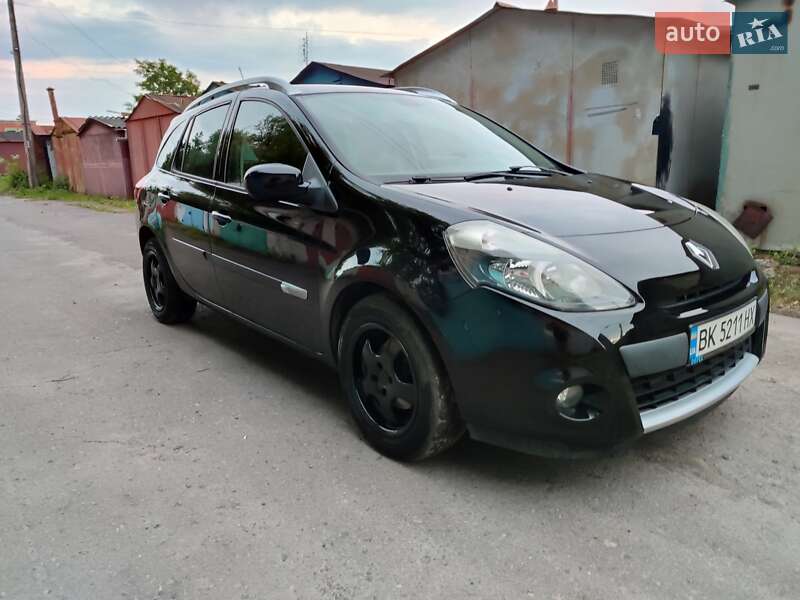 Универсал Renault Clio 2012 в Ровно