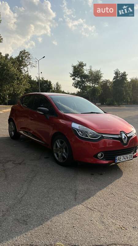 Хэтчбек Renault Clio 2016 в Днепре