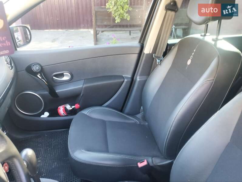 Хетчбек Renault Clio 2011 в Вінниці