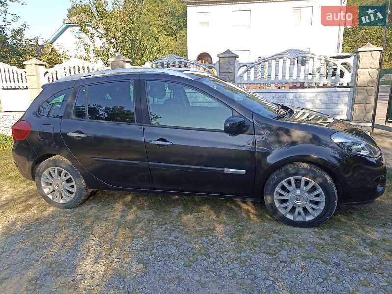 Хэтчбек Renault Clio 2009 в Житомире