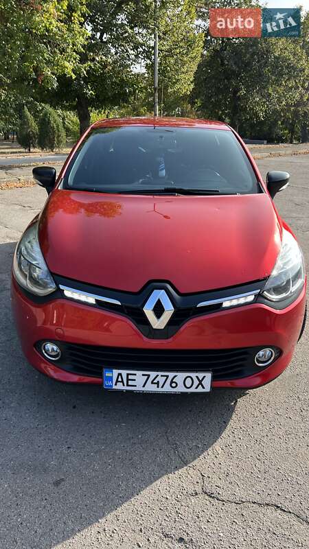 Хэтчбек Renault Clio 2016 в Днепре