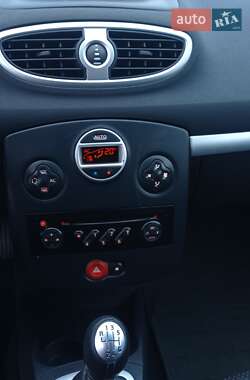 Универсал Renault Clio 2008 в 