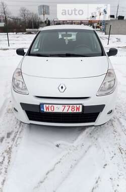 Хэтчбек Renault Clio 2013 в Покровске