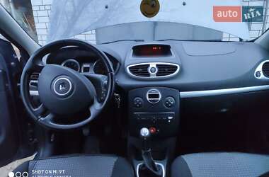 Универсал Renault Clio 2010 в Каневе