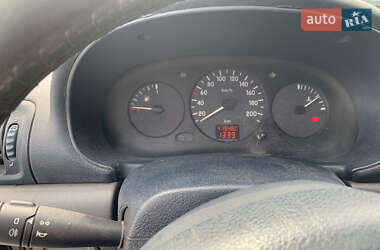 Хетчбек Renault Clio 2000 в Києві