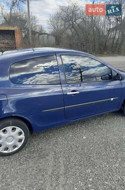 Хэтчбек Renault Clio 2008 в 