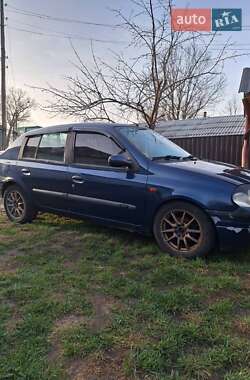 Хэтчбек Renault Clio 2001 в Киеве