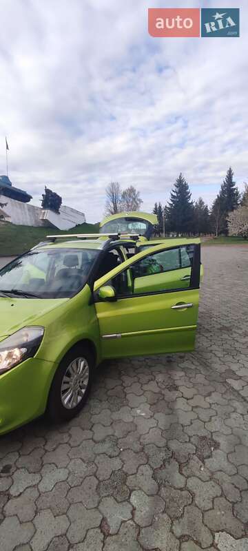 Универсал Renault Clio 2009 в Дубно