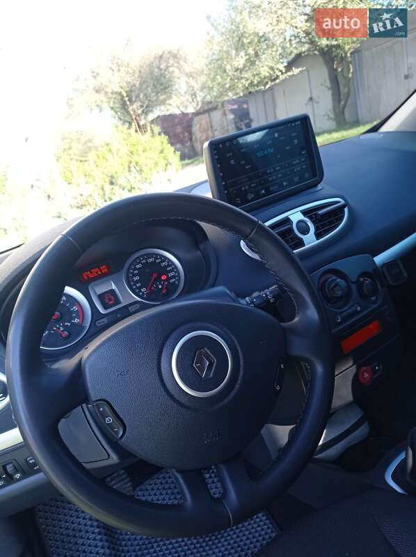 Хэтчбек Renault Clio 2007 в Коломые
