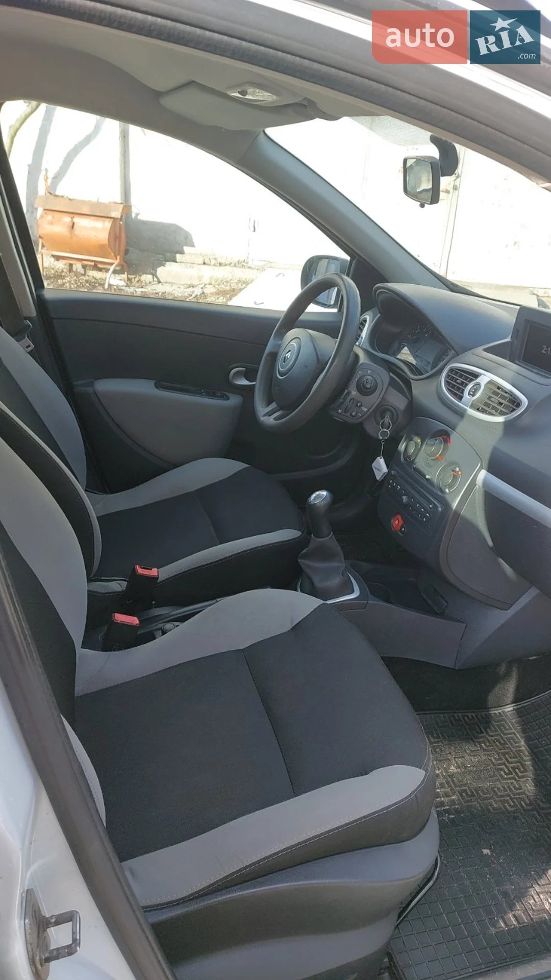 2012 Renault Clio - мініатюра 12
