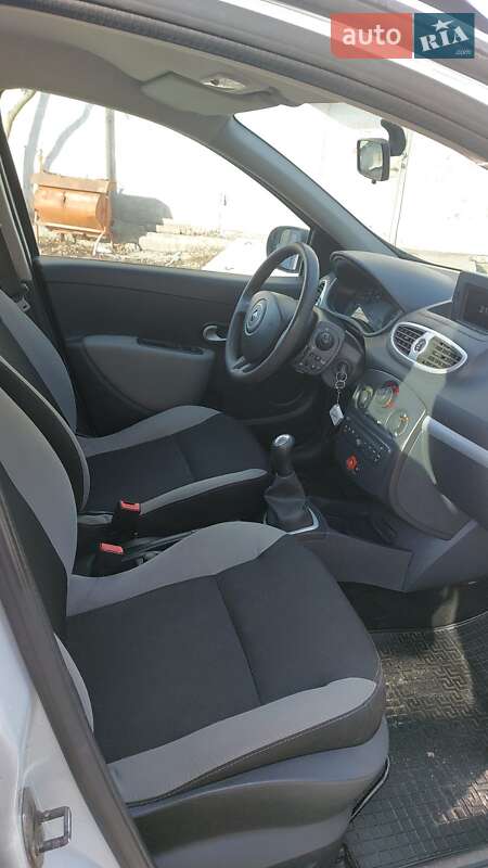Универсал Renault Clio 2012 в Киеве