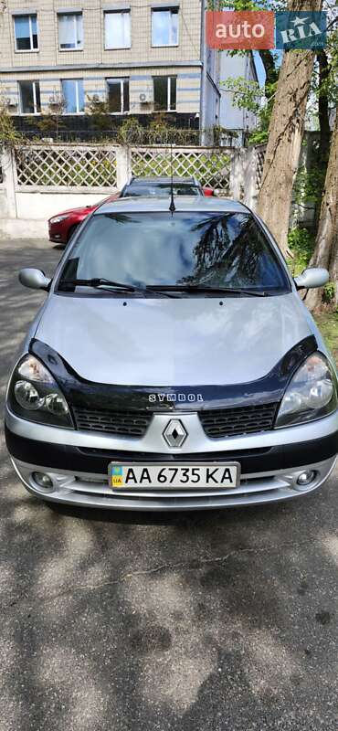 Седан Renault Clio 2005 в Киеве фото 32 Седан Renault Clio 2005 в Киеве