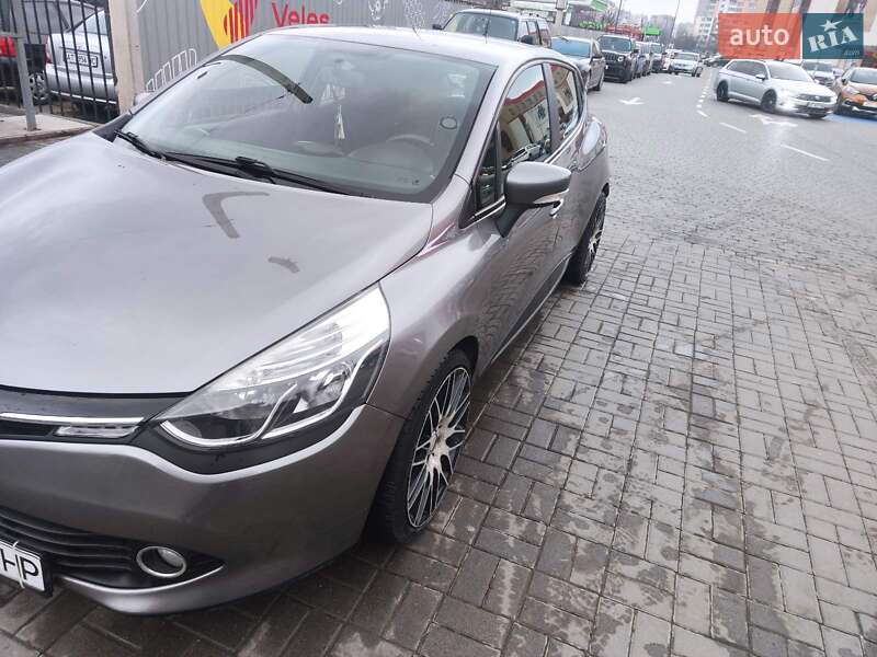 Хэтчбек Renault Clio 2014 в Ивано-Франковске