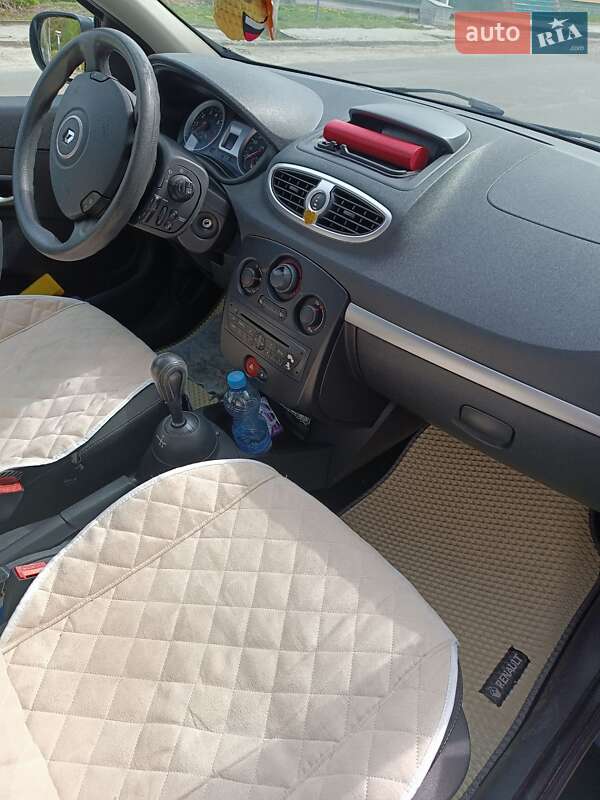 Универсал Renault Clio 2009 в Кременце фото 2 Универсал Renault Clio 2009 в Кременце