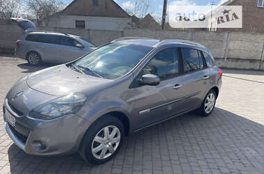 Универсал Renault Clio 2010 в Здолбунове