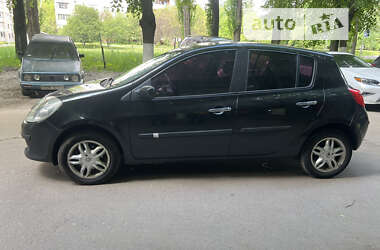 Хэтчбек Renault Clio 2007 в Киеве