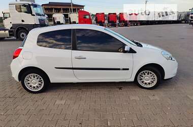 Хэтчбек Renault Clio 2010 в Черновцах