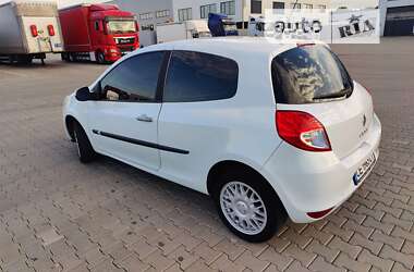 Хэтчбек Renault Clio 2010 в Черновцах