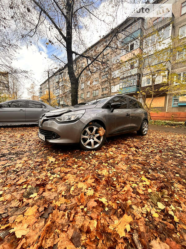 Универсал Renault Clio 2015 в Новомосковске
