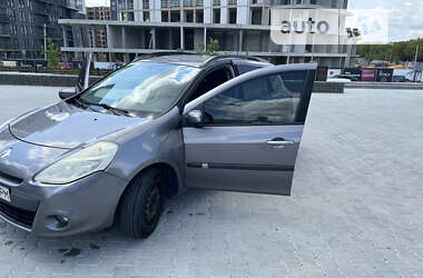 Универсал Renault Clio 2011 в Львове