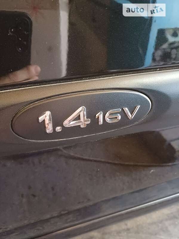 Седан Renault Clio 2007 в Бердичеве