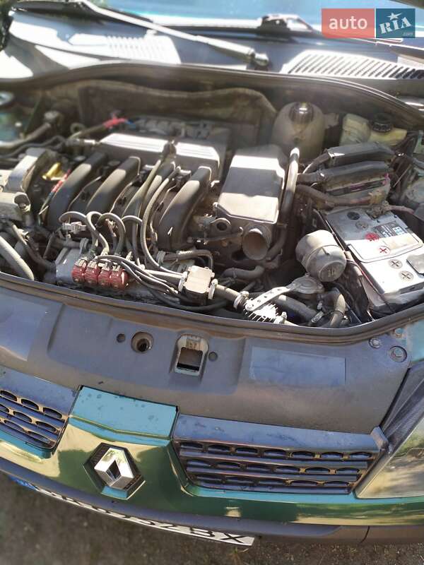 Хетчбек Renault Clio 2004 в Голованівську