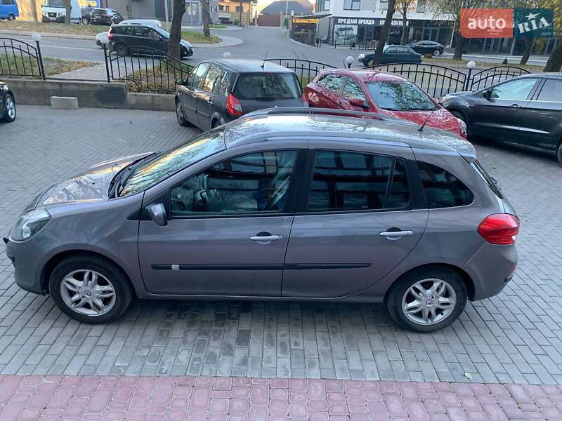 Универсал Renault Clio 2008 в Ровно