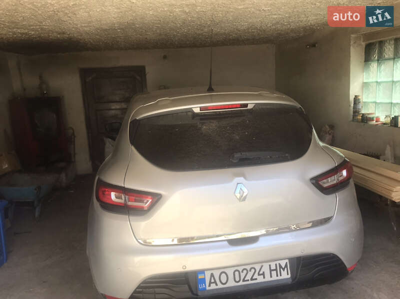 Хэтчбек Renault Clio 2014 в Тячеве