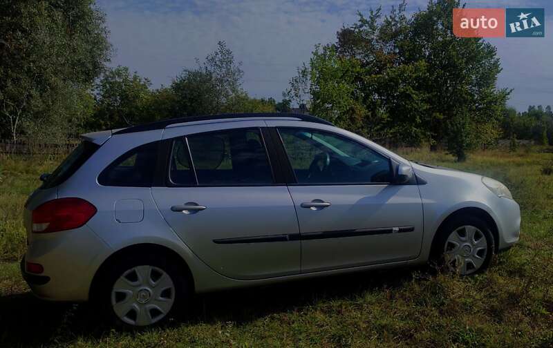 Универсал Renault Clio 2011 в Горишних Плавнях