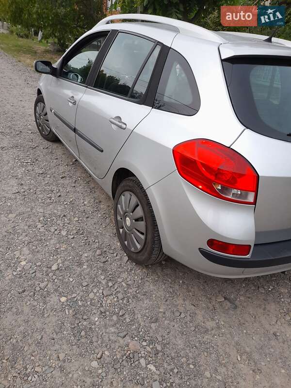 Универсал Renault Clio 2008 в Ровно