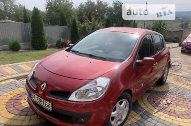 Хэтчбек Renault Clio 2006 в Черновцах