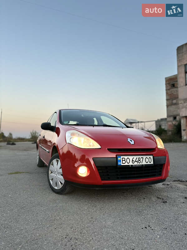 Хэтчбек Renault Clio 2009 в Тернополе