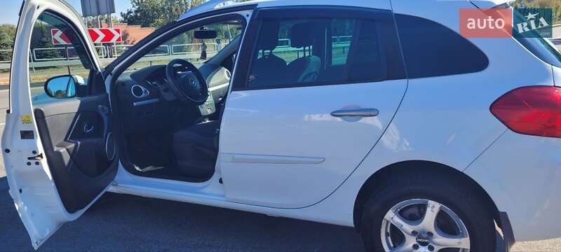 Универсал Renault Clio 2009 в Чернигове