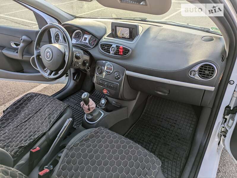 Хэтчбек Renault Clio 2010 в Белой Церкви