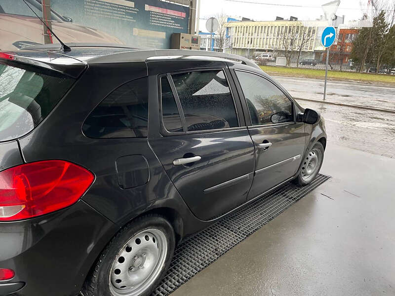 Универсал Renault Clio 2010 в Львове