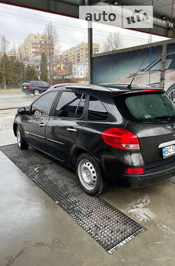 Универсал Renault Clio 2010 в 