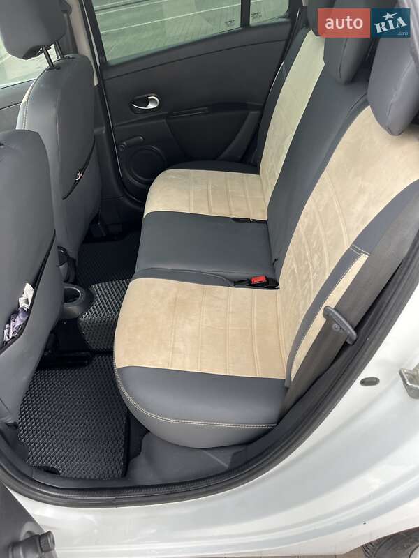 Универсал Renault Clio 2009 в Первомайске